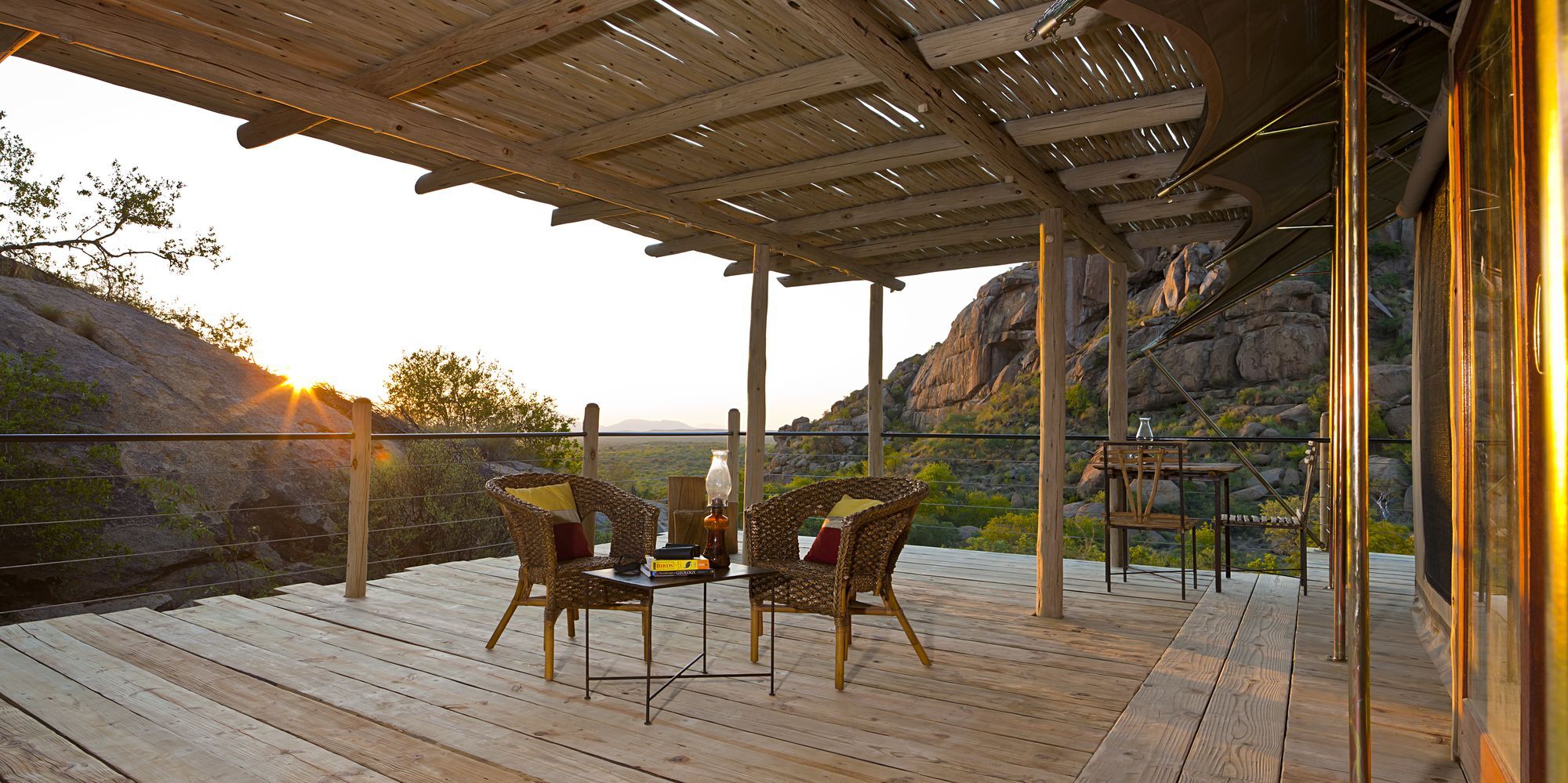 Erongo Wilderness Lodge Омаруру Екстериор снимка