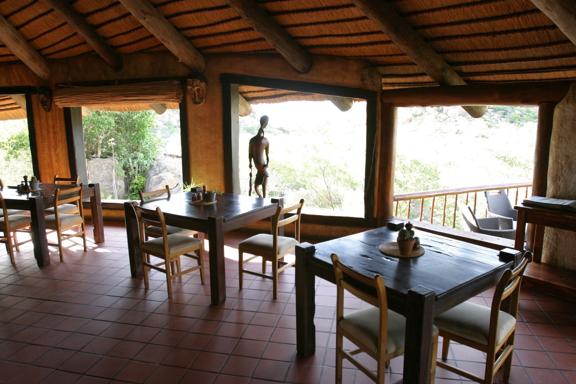 Erongo Wilderness Lodge Омаруру Екстериор снимка