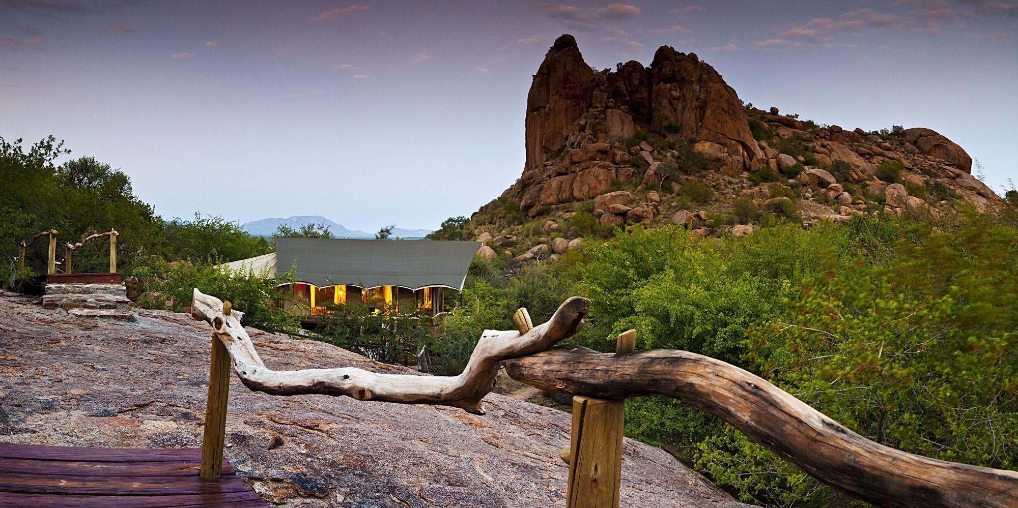 Erongo Wilderness Lodge Омаруру Екстериор снимка