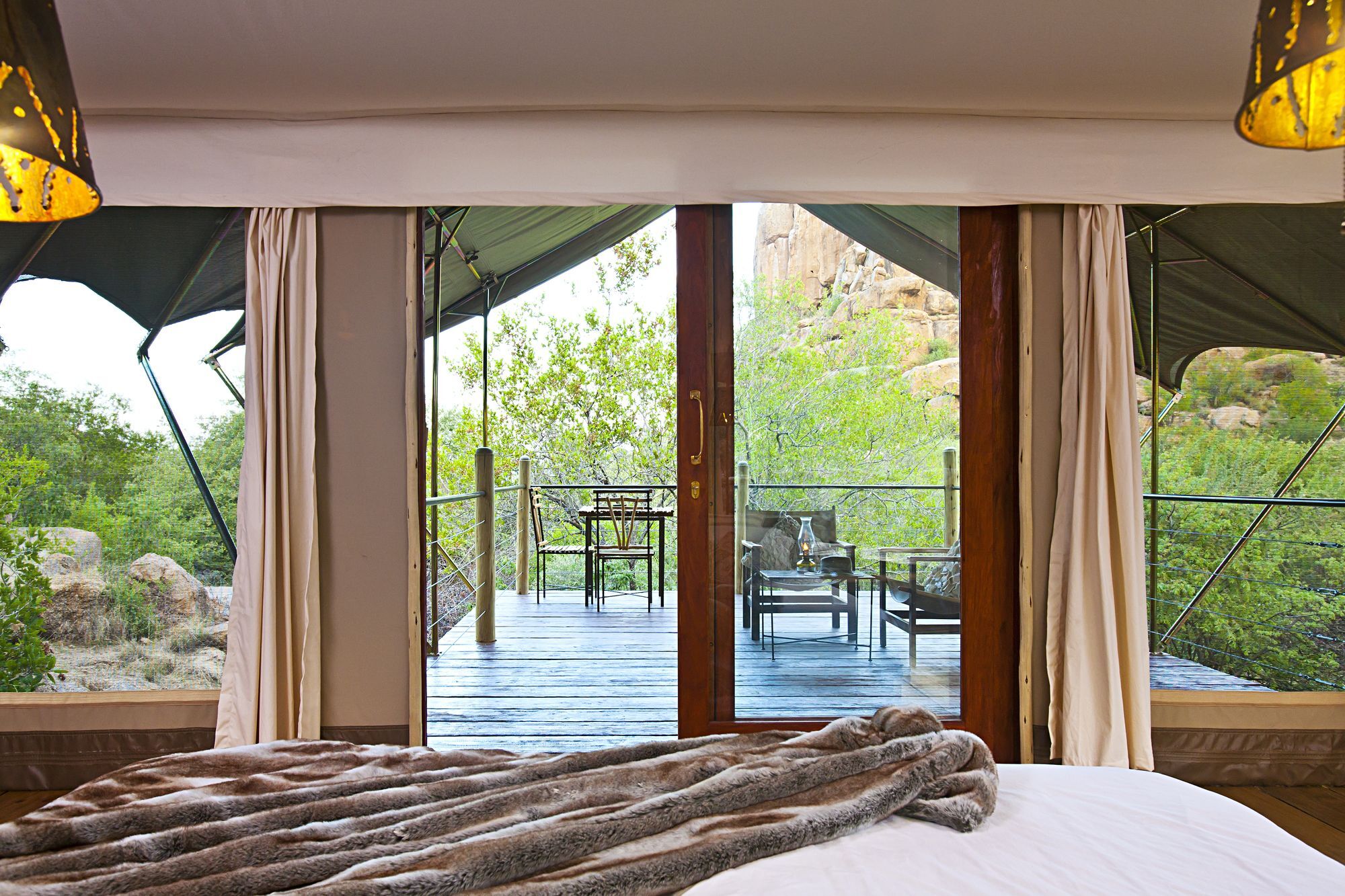 Erongo Wilderness Lodge Омаруру Екстериор снимка