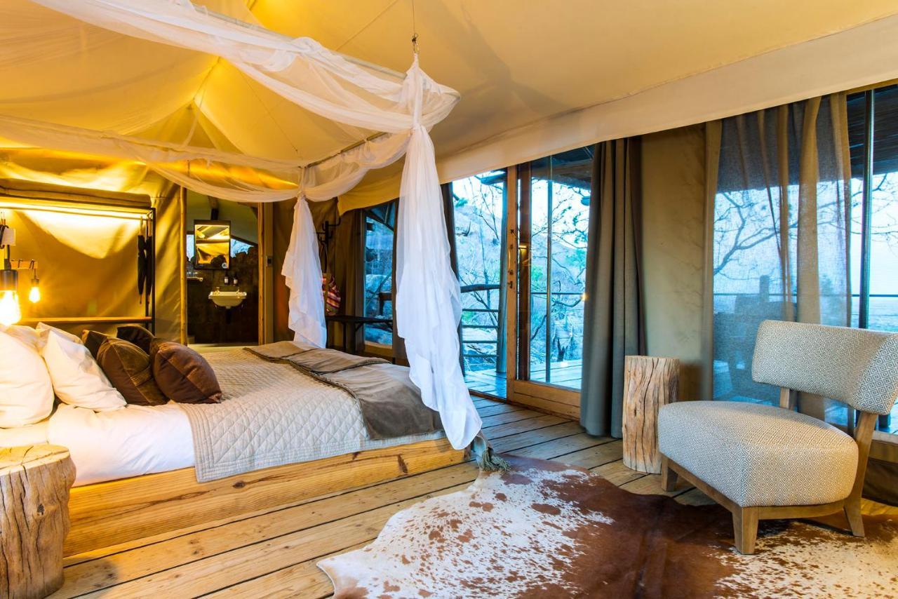 Erongo Wilderness Lodge Омаруру Екстериор снимка